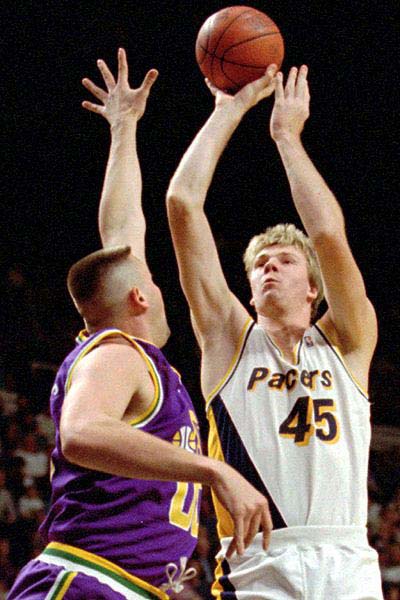 pg2 a smits 400 Top 10 Tallest Players in NBA History