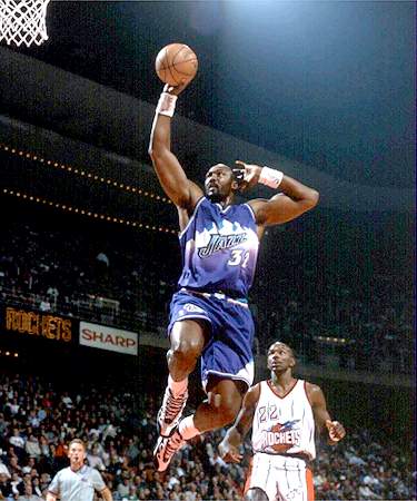Karl Malone Dunks as Clyde Drexler watches