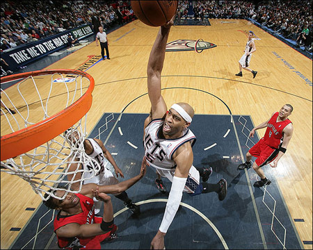 vince carter dunk. Vince Carter during his New