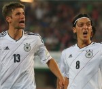 Mesut Ozil Thomas Muller