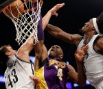 Kobe Bryant Dunking
