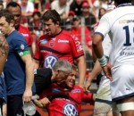 Jonny Wlikinson being helped up after being steamrolled by Fonua