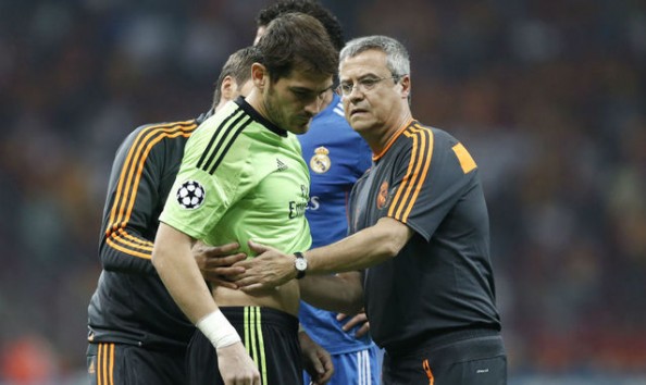 Iker Casillas injured