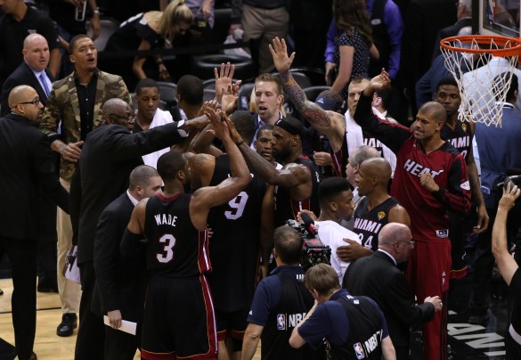 Heat beat Spurs