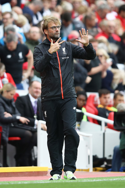 Klopp: A rock star on the sidelines