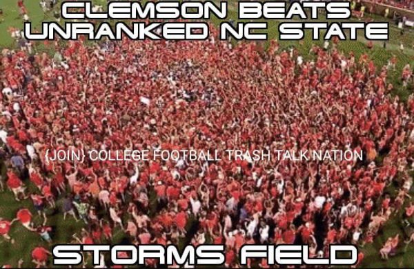 clemson-rush-the-field-losers