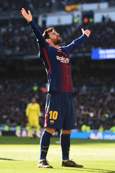 Messi Gloats at the Bernabeu