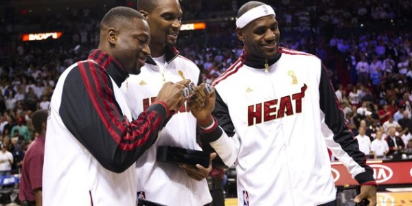 Miami Heat – Dwyane Wade Covers for Cramping LeBron James
