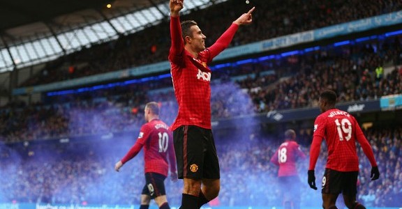 Robin van Persie With the Perfect Free Kick Winner (Manchester City vs Manchester United)