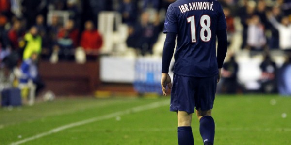 Zlatan Ibrahimovic Sets the Stage for Teammates (Valencia vs PSG)