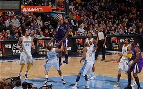 DeMarcus Cousins Destroys Anthony Randolph With a Dunk