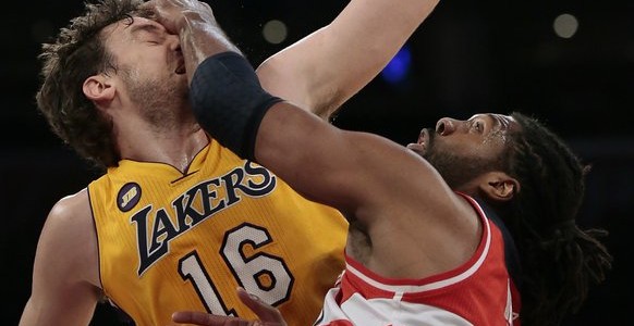Los Angeles Lakers – Kobe Bryant & Pau Gasol Don’t Make a Difference