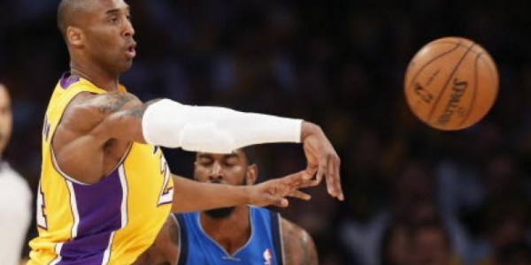 Los Angeles Lakers – Kobe Bryant Leaving Everything He Has on the Court