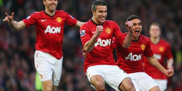 Manchester United – Robin van Persie Finds Scoring Touch in Perfect Timing