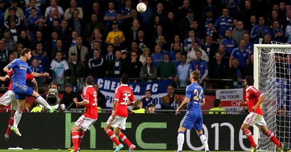 Fernando Torres & Barnislav Ivanovic Poaches Another European Trophy (Benfica vs Chelsea)