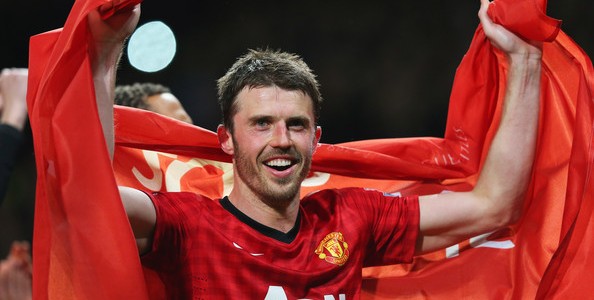 Manchester United – Michael Carrick Looking For Some Help