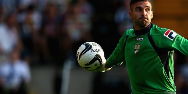 Alan Sheehan Accidentally Kicks Bartosz Bialkowski in the Face