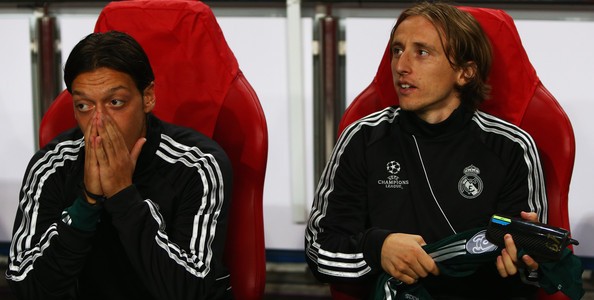 Manchester United Transfer Rumors – Trying to Sign Mesut Ozil or Luka Modric