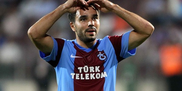 Volkan Şen Leaves Pitch Crying After Fans Insult His Recently Deceased Mother