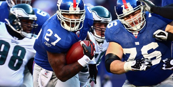 NFL Rumors – New York Giants Interested in Signing Brandon Jacobs or Willis McGahee
