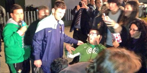 Lionel Messi Taking Pictures With Disabled Fans