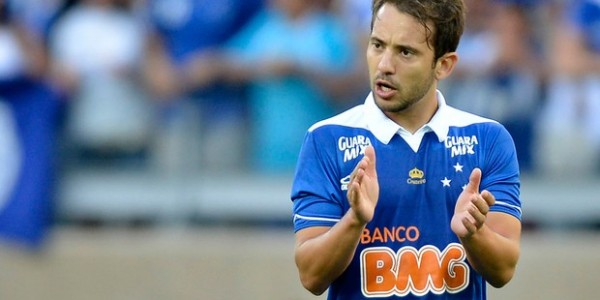 Manchester United Transfer Rumors – Trying to Sign Everton Ribeiro