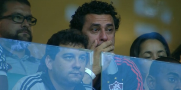 Tears of Joy From Clarence Seedorf (Botafogo); Tears of Sadness From Fred (Fluminense)