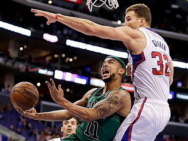 Blake Griffin Playing Some Defense