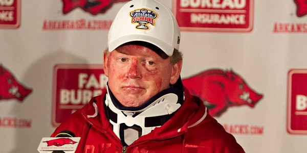 Louisville Cardinals – Bobby Petrino Leaves Western Kentucky to be Their Head Coach