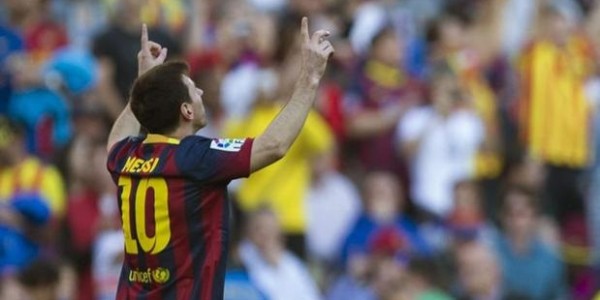 FC Barcelona – Lionel Messi Flexing His Clasico Muscles