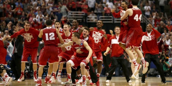 Wisconsin Over Arizona – Controversial Finish Into the Final Four