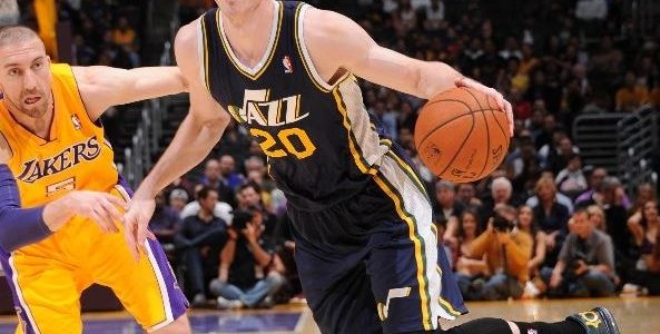 NBA Rumors – Phoenix Suns Interested in Signing Gordon Hayward