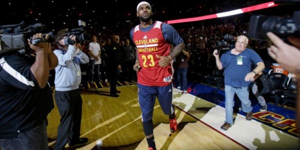 Cleveland Cavaliers – LeBron James & the New Big Three Make Preseason Debut