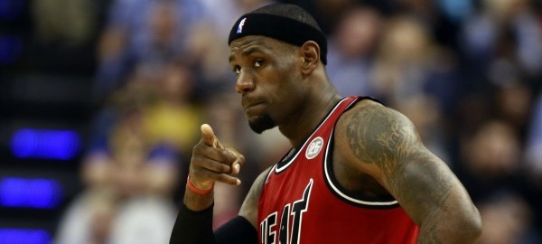 LeBron James Wanst the NBA and it’s Teams to Pay Through the Nose