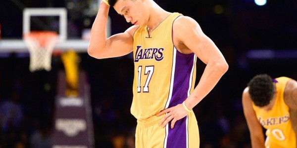 Los Angeles Lakers – Kobe Bryant Isn’t Making Jeremy Lin Better With ‘Tough Love’