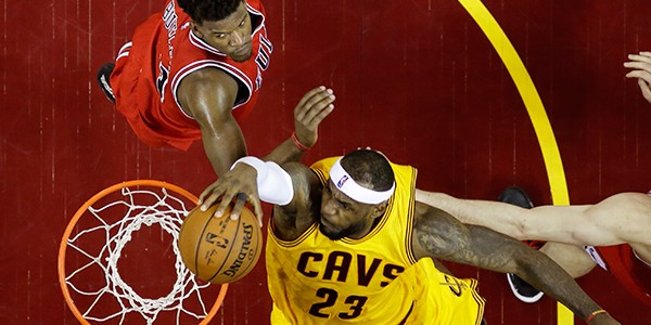 NBA Playoffs – Game 3 Predictions (Cavaliers vs Bulls, Rockets vs Clippers)