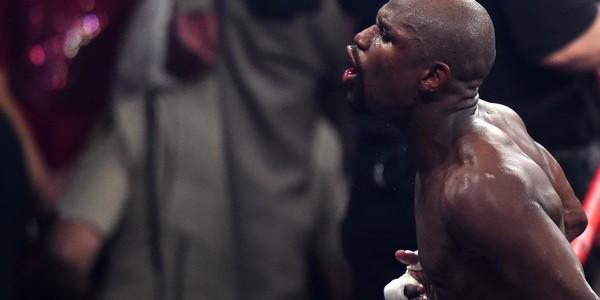 Floyd Mayweather Undefeated & Unimpressive; Manny Pacquiao Didn’t Risk Enough