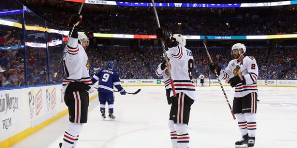 NHL Playoffs – Chicago Blackhawks Excel Late, Tampa Bay Lightning Can’t Close