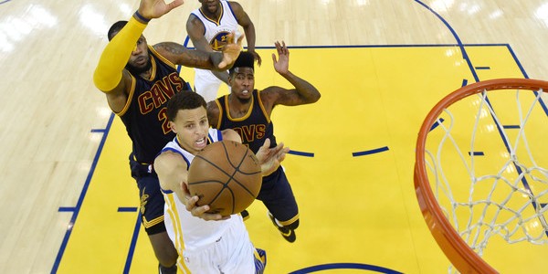 LeBron James vs Stephen Curry – MVPs Breaking the Wrong Kind of Records