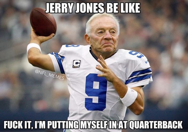 Jerry Jones, Quarterback