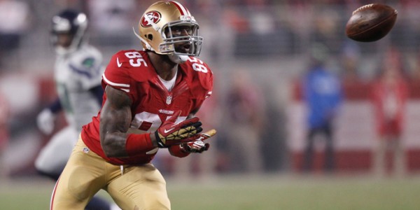 NFL Rumors – San Francisco 49ers & St. Louis Rams Want Someone to Take Vernon Davis & Jared Cook Off Their Hands