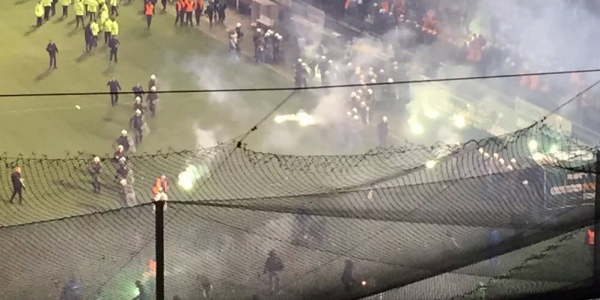 Panathinaikos Fans Rioting Before Derby With Olympiakos