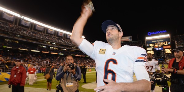 NFL Rumors – Chicago Bears, Jay Cutler Quietly Having a Decent Season