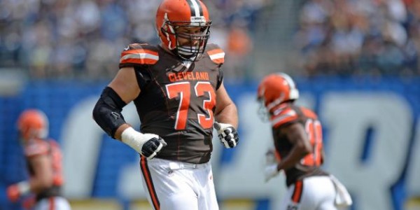 NFL Rumors – Denver Broncos Interested in Signing Joe Thomas