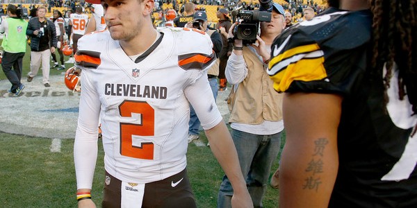 NFL Rumors – Cleveland Browns Going Back to Josh McCown; Benching Johnny Manziel