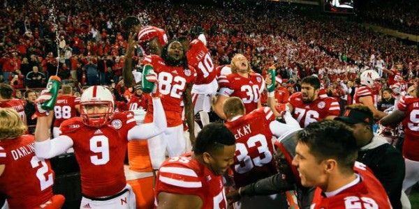 2015 College Football Seasons – Undefeated Teams Upset; Rankings Will Massively Change