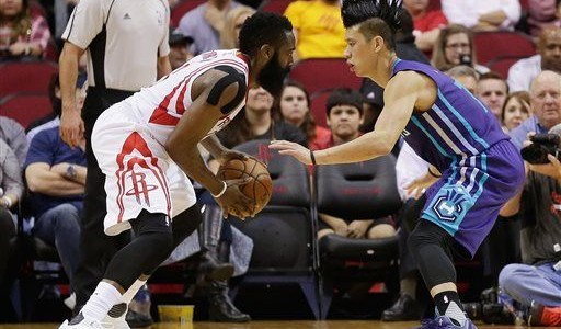 Charlotte Hornets Should Treat Jeremy Lin Just Like Kemba Walker