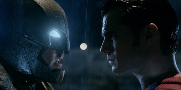 Critics Hate Batman vs Superman: Dawn of Justice, Still a Hit
