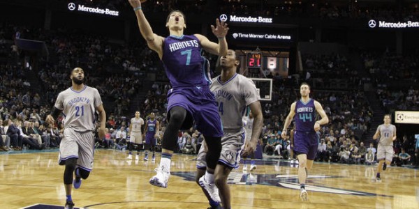 Jeremy Lin Doesn’t Stand Out, Kemba Walker Good Enough, Charlotte Hornets March On