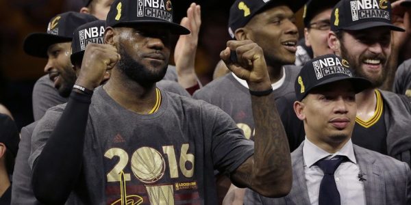 NBA Rumors – Cavaliers & Lue Contract Extension Mostly About LeBron James Being Great